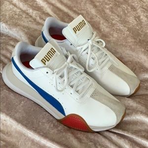 Puma Sneakers